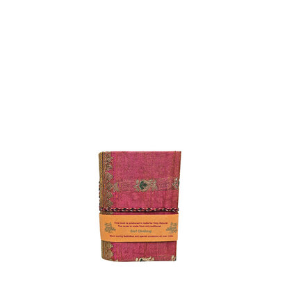 sari-notebook-s-roodgoud