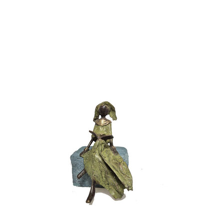 vrouw-groene-jurk-front