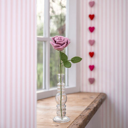 roos vilt roze vaas