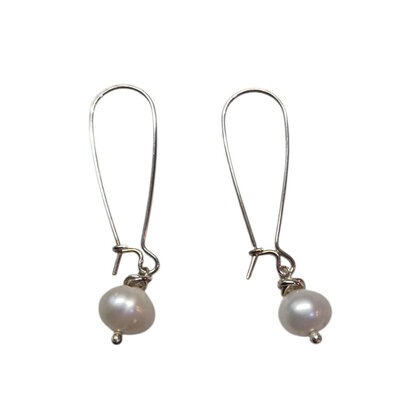 Oorbellen zilver parel
