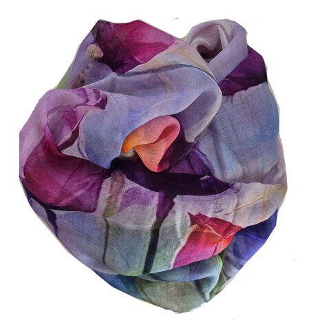 sjaal-zijde-tulpen-in-lila-detail
