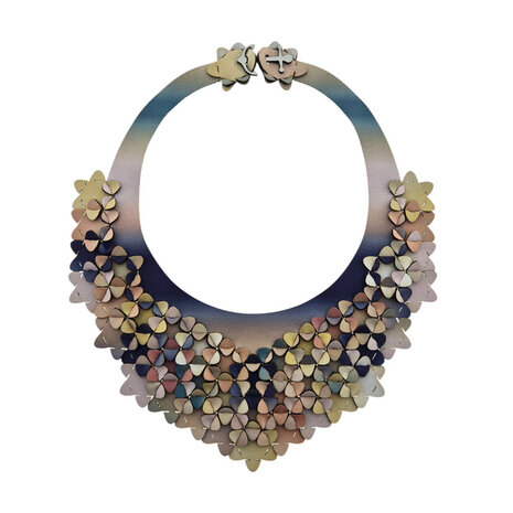 Necklace classic spring