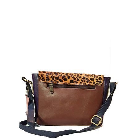Soruka schoudertas fuchsia met print