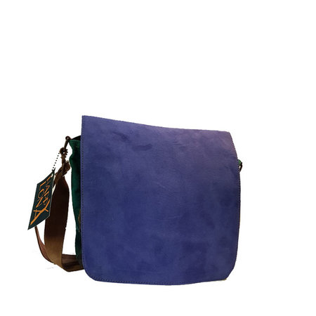 Happy Lona schoudertas schapensuede met klep