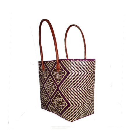 Mand mada fuchsia