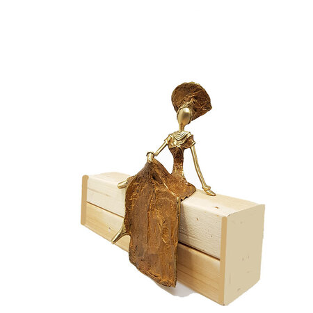 Vrouw in goud