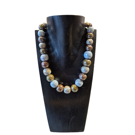 Ketting lichtblauw bruin