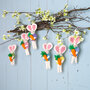 Hanger haasje turquoise met wortel