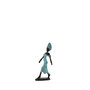 Kleine vrouw in turquoise